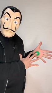 Magic tricks #nocopyrightsinfringementindentedmusicbelongstotherightfulowner | Roldine Vlogs