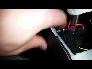 2016, 2017, 2018 & 2019 GM Chevrolet Cruze - Shift Lock Mechanism Release - Gear Selector