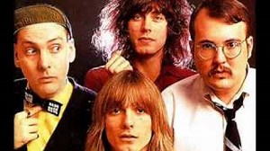 Cheap Trick - Clock Strikes Ten