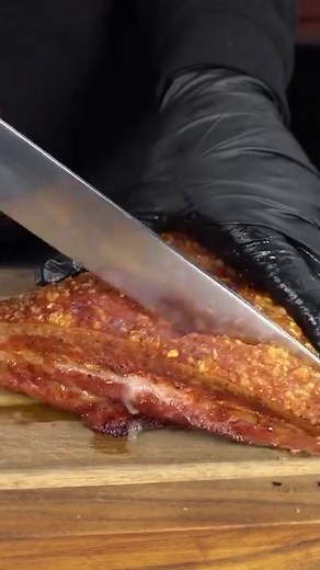 Garlic butter injected smoked turkey breast! Add this to your Christmas Day feast! Full video and recipe on my YouTube 🤘 #turkeybreast #turkey #christmasturkey #christmas #meat #smokedturkey #butter | Low n Slow Basics