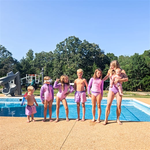 101K views · 601 reactions | ☕➡️ It’s that pumpkin spice in the morning, pool time in the afternoon kind of year again! 藍 That’s fall in Arkansas for ya...you never know which season you’re going to get (sometimes three in one day). ☀️ Do you love when the seasons overlap like this, or do you prefer a real fall chill? | The Bradley Bunch | Facebook