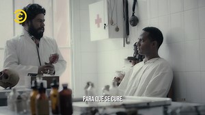 Papa Doc y su poder en Haití. #LaHistoriaBorracha #DrunkHistory | Comedy Central Latinoamérica