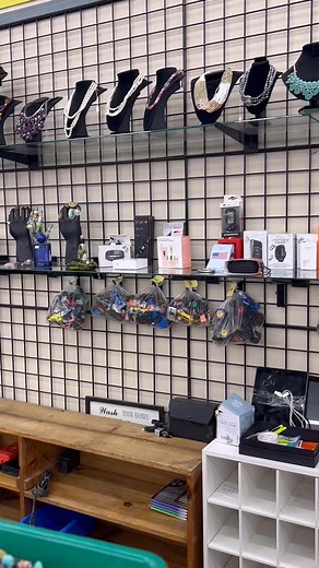 #hilightseveryonefollowers #ankicosmorobot #StarSender #diecast #reelsfypシ #starsenderreels | Margie Martinez