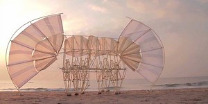 An artist made enormous beast-like sculptures that move with the wind