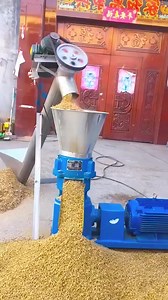 18K views · 434 reactions | Mesin Pelet Praktis. Mesin sangat mudah digunakan dengan bahan pelet yang mudah didapat | CV Pembuatan Pakan Pelet | Facebook