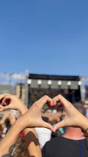 8K views · 254 reactions | Piața Sfatului, Brașov! Radio ZU ❤️ Visit Brasov Romania  #brasov #forzazu2023 #piatasfatului #concert #live #muzicalive #love #travel #reels #facebook #radiozu #forzaZu | Visit Brasov Romania | Facebook