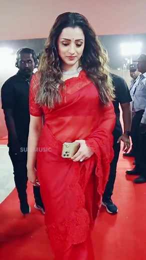 Trisha Krishnan stuns in saree at Leo Success Meet