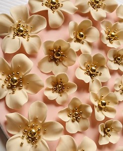 Edible Flowers/ivory/gold/ Cake Toppers. - Etsy Australia