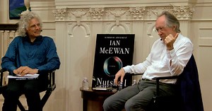 Ian McEwan: Nutshell