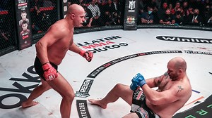 "𝐓𝐡𝐞 𝐋𝐚𝐬𝐭 𝐄𝐦𝐩𝐞𝐫𝐨𝐫'𝐬" 𝐥𝐚𝐬𝐭 𝐬𝐭𝐚𝐧𝐝 👑 Fedor Emelianenko looks to cap off his legacy when he takes on Ryan Bader for the World Heavyweight Championship on February 4th 🔥 #Bellator290 | Bader 🆚 Fedor II | BBC iPlayer | Bellator Europe