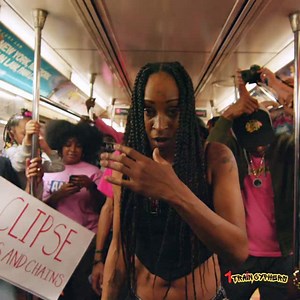 The dallasthedove 1Train Cypher Performance Breast Cancer Awareness EDITION 🎀🗽 #nyc #rapcypher #hiphop #hiphopculture #1traincyphers #1traincypher #jadakissfreestyle | 1traincyphers