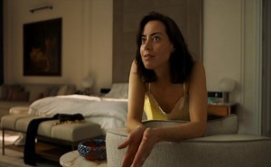 Aubrey Plaza Sexy Scene in The White Lotus