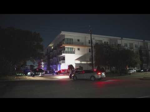 Police shoot, kill man who was standing over gunshot victim holding gun, HPD says