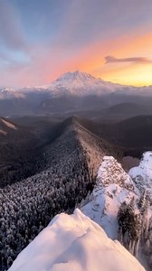 Spectacular Views in Washington 😨😮 IG: drew.simms | Aurora Borealis Observatory