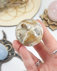 Pick a sphere! Which one is your fav? ✨️ 1: Angelite 😇 2: Etched Obsidian 🌜 3. Amazonite 🌊 4. Sphalerite 🌼 5. Rhodochrosite 🌸 All are available on the web in the sphere section | The Crystal Shop