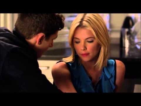 Pretty Little Liars 3x10 - Wren Tries To Kiss Hanna.