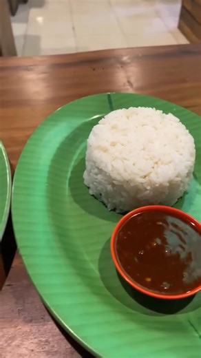 Crispy sweet & spicy grilled pork ribs from Bali 🔥🔥 #streetfood #porkribs #crispy #sweetandspicy #grilled #Bali | The Foodie