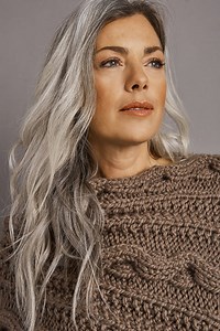 Cabled Poncho (Knit)