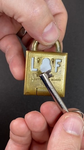 The Anti Tamper Meter Lock #locksmith #fyp #lockpicking | Lock Picking V