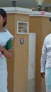 43K views · 419 reactions | Watch "Kasu Mela Kasu" Movie Comedy Scenes on API! #reels #kasumelakasu #shahrukhkhanraffi #gayatrirema #mayilsamy #kovaisarala #nalini #swaminathan #jangirimadhumitha #comedy #tamilcomedy #tamilmovies #kollywoodmovies #apitamilcomedy | API Tamil Comedy | Facebook