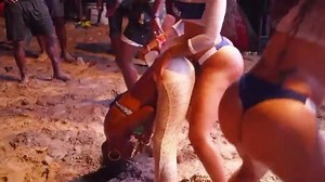 18 reactions | Throwing back to when everyone was throwing it back on that beach at MOCHA FEST JAMAICA!! There is nothing more lit than MOCHA FEST‼️‼️‼️‼️ Go book a trip on MOCHAFEST.COM | MochaFest.com | Facebook
