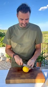 2.1K views · 25 reactions | Citron comme une crème brûlée Cyril Lignac | 360 degrés recettes de cuisine | Facebook