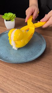 1.4M views · 5.2K reactions | Molde de arroz con forma de patito | La señora de las recetas | Facebook