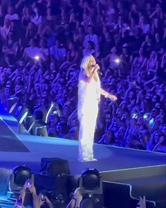 22K views · 850 reactions | Το τρένο… #annavissi #athens #protimotour #2024 #kallimarmaro | Showbiztv | Facebook