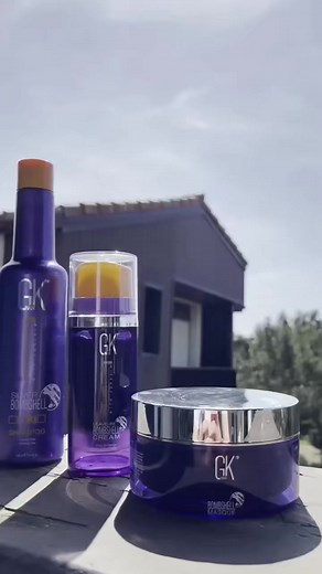 Protect and enhance your blonde hair with GK Hair's Bombshell Line - Vegan Silver Bombshell shampoo, Leave-In Bombshell Hair Cream, and Ultra Blonde Bombshell Masque. These products fight brassy tones and are free from harsh chemicals. #Gkhair #Vantibolli #Juvexin #Globalkeratin #Gkhairproducts #GKHairSilverBombshell #HairProtection #EnhancedBlonde #HairLove #HairTransformation | Van Tibolli