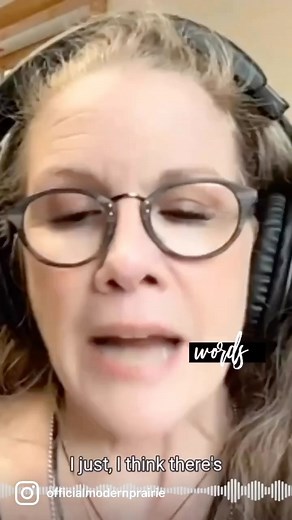 Modern Prairie on Instagram: "🕰️✨ This Throwback Thursday, we're revisiting a powerful conversation with Melissa about the significance of older women—the powerhouses to be embraced and celebrated. It's the heart of why Modern Prairie exists. 💪 Let's empower each other to redefine aging gratefully. Have you rediscovered your inspiration? Head to ModernPrairie to learn more. 🌻💖 #ModernPrairie #Thursday #Womensupportingwomen #Redefiningage #Grateful #Empowered #Inspired #Community #Connection