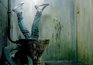 10 Unforgettable Bathroom Scenes In Movies