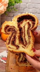 🌾 💫 Cozonac de Post 🍞 Un cozonac pufos și aromat, pregătit fără ouă, lapte sau unt, dar plin de savoare și tradiție 😋 🌿 🍬 | Rețetele Bunicii