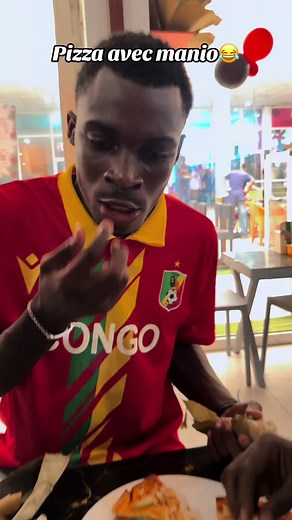 Challenge de Pizza avec Manio au Congo