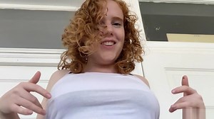 Hot Giantess give blowjob