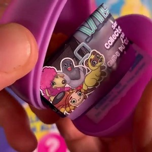 Surprises are more fun with ORB Arcade™ 💝 💫 ⠀ Have you unboxed one yet?!⠀ .⠀ #ORBArcade #Surprise #Arcade #Capsule #ToyUnboxing #MiniatureToys #CuteToys #ToystoCollect #Collectibles #ToyCollection #ORBToys | Bambury