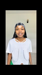 Ikiwa wiki ya mwisho ya Mwezi wa Wanawake duniani, nimeamua kutokuvaa brazier(wiki hii), kwa heshima ya wanawake wote wenye “saggy boobs” (hasa kutokana na kunyonyesha)….. Inasikitisha dunia yetu ilipofikia kwa sasa, jambo ambalo linastahili kuonyesha ushujaa wa mwanamke badala yake linatumika kumcheka na kumdhihaki. Kama wewe ni mwanaume, kabla haujamdharau mwanamke, kumbuka umezaliwa na mwanamke na ulinyonya matiti ya mwanamke, na kama wewe ni mwanamke, kumbuka wewe pia ni mwanamke and if bado