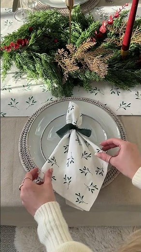 Christmas Table Setting 🍽️ #tablesetting #tablescape #christmas
