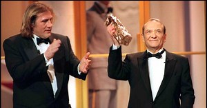 Anniversaire de Jean Carmet : quand Gérard Depardieu et Jean-Pierre Coffe ont versé du vin dans la bouche de leur ami mort