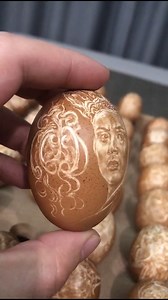 Largest display of engraved eggs 🥚 1,040 by Ma Chao 🇨🇳 | Guinness World Records