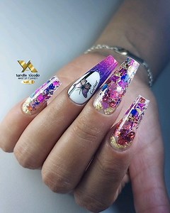 Tendencias Soft Gel imitando encapsulados acrílicos Los geles llegaron para quedarse Yarelis Alcedo Master Trainer @nailledacademy +584265751734 #Nails #Nailsofinstagram #comics #nailsartist #acrilico #gel #prettynails #fashionnails #manicura #fashion #makeup #makeupnails #photooftheday #love #instalike #girl #beautiful #instagram #instadaily #instagood #гвозди #Дисней #акрил #гель #полупостоянный | Yarelis Alcedo Master Advanced | Facebook