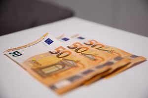 Seimo komitetas pritarė draudimo sutarčių apmokestinimui, išimtys – žemdirbiams