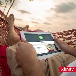 Rélajate, ¡tienes XFINITY Home! 🏝⛱ Con XFINITY Home puedes tener monitoreo seguro y profesional de tu casa 24/7, acceso remoto, video en vivo y mucho más. #XFINITY #XFINITYHome #Relax Para más detalles visita: xfin.tv/2o3zarC | Xfinity Latino