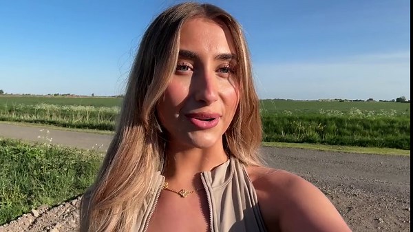 Lily Phillips CHEATS on boyfriend with fake trucker