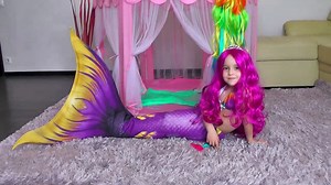 Live Mermaids Swimming in Our Pool!