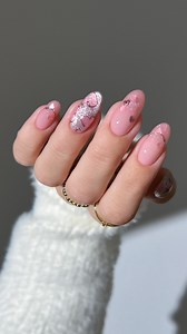 189K views · 8.9K reactions | ✨ soft pink shine with a whole lot of love •ad using @beetlesgelpolish Glow In Love Valentine’s Day Gift Box + nude base color ib072 + pink chrome nail powder • use code ‘HEYGREATNAIL’ to get 10% off • link in bio and my amazon sf !! #beetlesgelpolish #Beetlessoinlove #valentinesnails #nailinspo #naildesign | Heygreatnails | Facebook