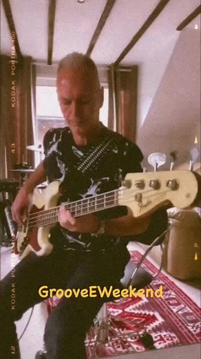 Groove with the master! 🔥🔥🔥🔥🔥 By @paulturnerbass . . . . . #sogrooveoficial #bassplayer #bassgram #instabass #basslove #bassguitar #basslife #bassfamily #bassist #lowend #bassplayer #bassmag #bassmagazine #ギター #neosoul #리듬놀이 #신나는놀이 #ぐらでーしょん #山田くんとlv999の恋をする | Só Groove