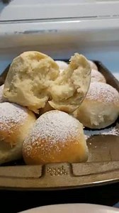 Enjoy your time with our delicious butter bread and a cup of coffee or milk !! ☘️ Fresh milk and fresh butter ☘️ Special flour ☘️ Cowhead milk powder ☘️ Only sugar on top 💯Perfect butter milk bread 💛💛 Choice of sugar level : Sweet / Normal / Less sugar 👨🏻‍🍳👩🏻‍🍳 Fresh home bake with love ❤️ For enquire and order, 📞 09950368999 | The Jelly House