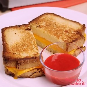 102K views · 1.1K reactions | Grilled Cheese CAKE! 浪 | How To Cake It | Facebook