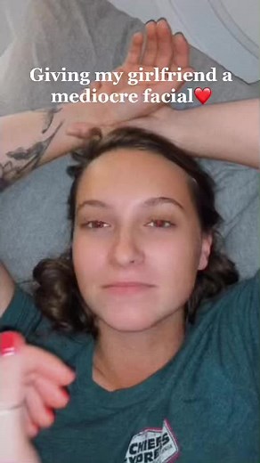 Girlfriend's Mediocre Facial - Sweet Surprise!