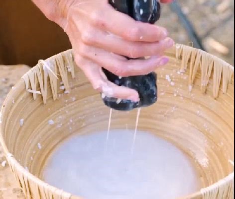 798K views · 1.6K reactions | Creamy to clear! The journey of coconut oil! | 5-Minute Crafts | Facebook